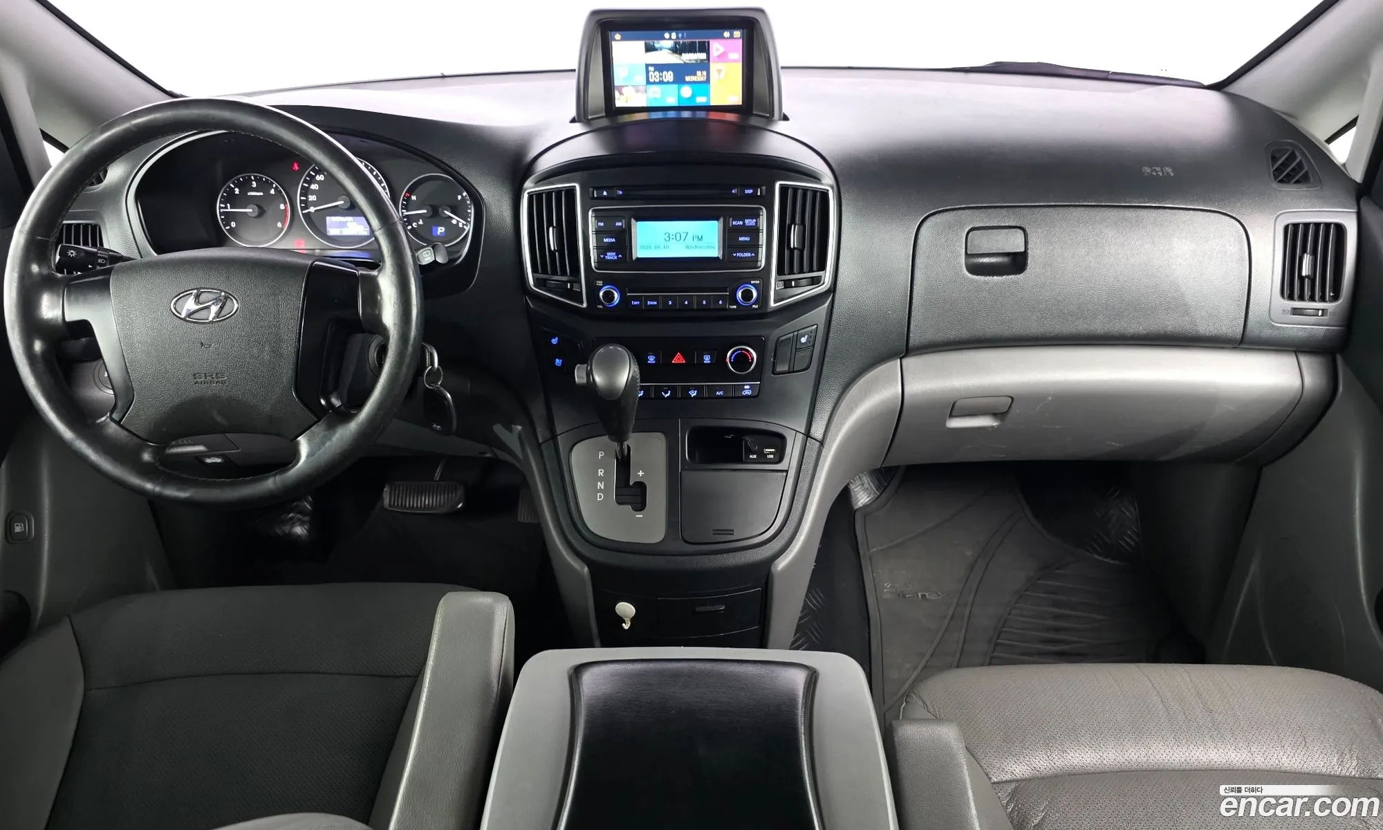 Hyundai Grand Starex 2018 — 2