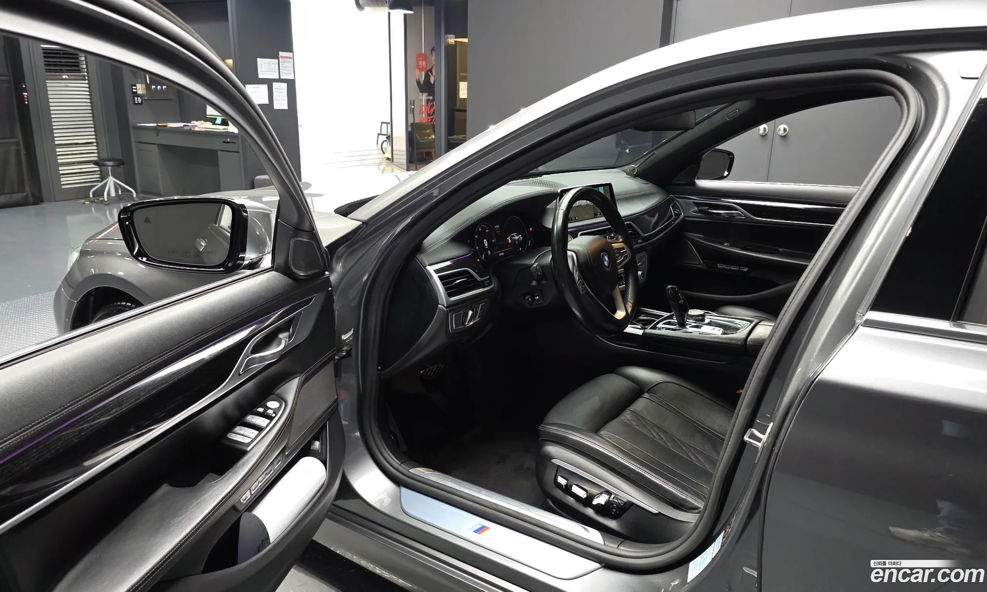BMW 7 Series 2017 — 8