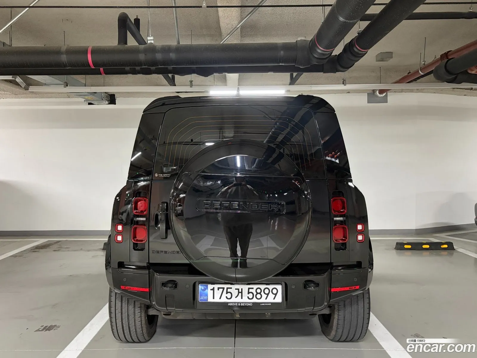 Land Rover Defender 2024 — 2