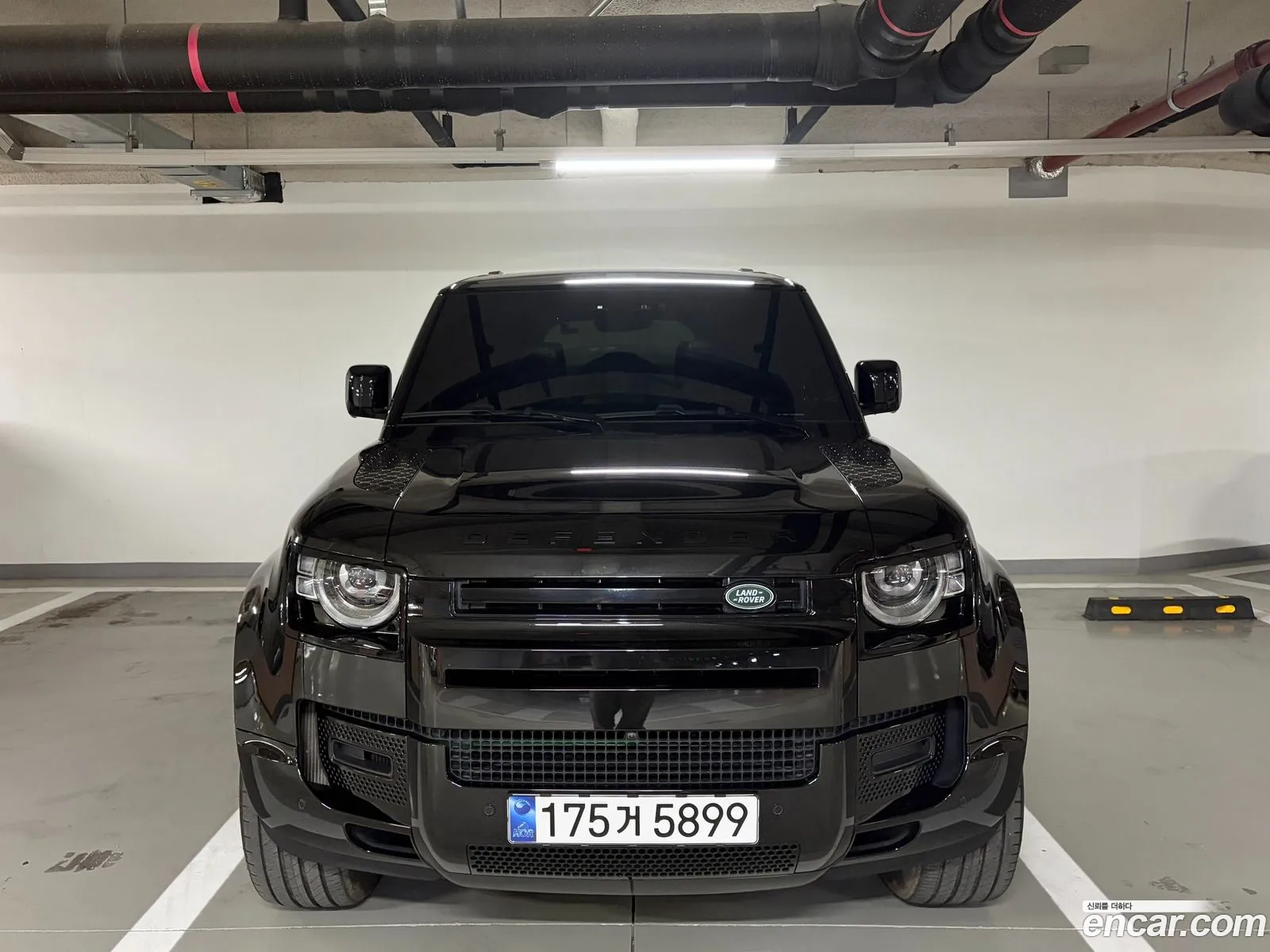 Land Rover Defender 2024 — 16