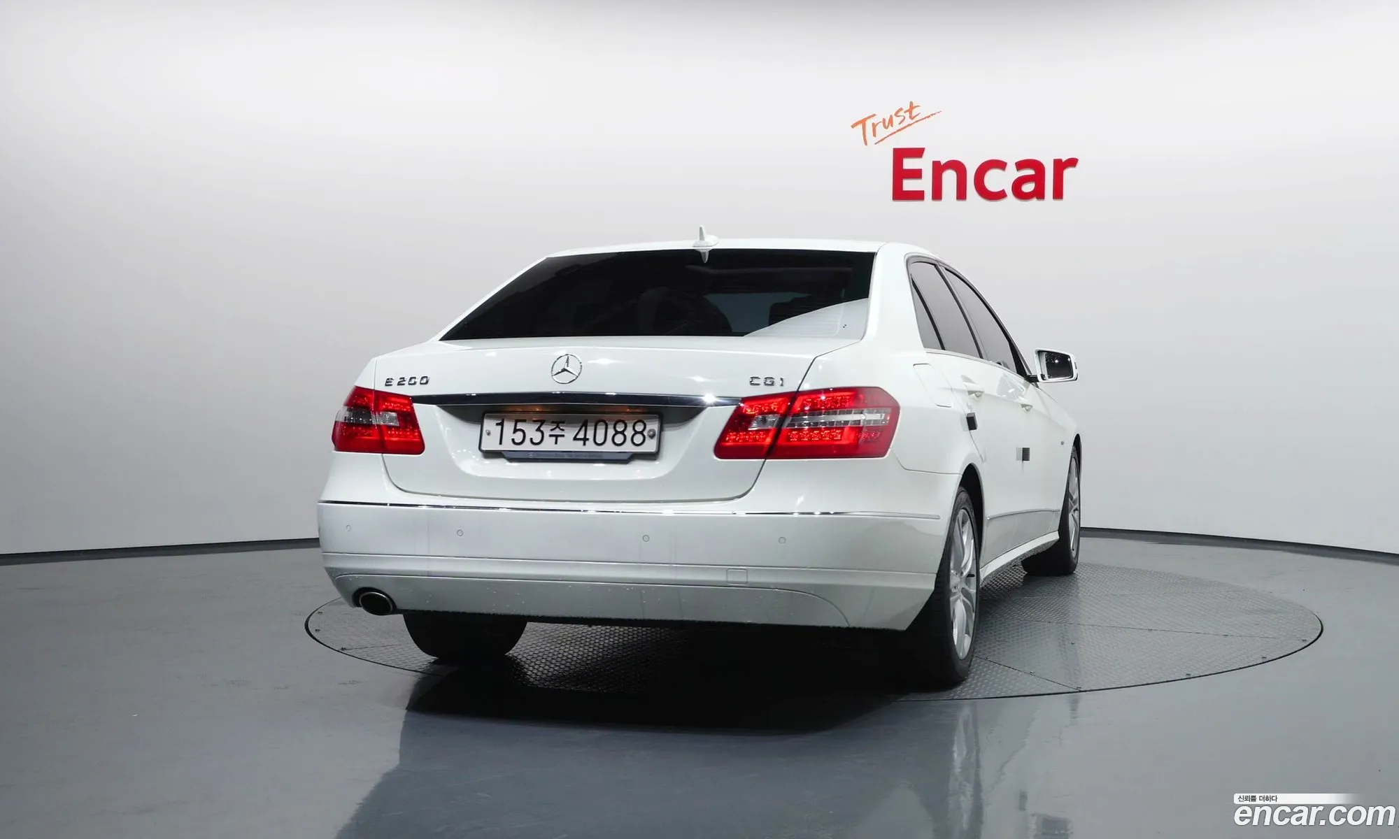 Mercedes-Benz E-Class W212 2011 WDDHF4JB1BA431460 — 5