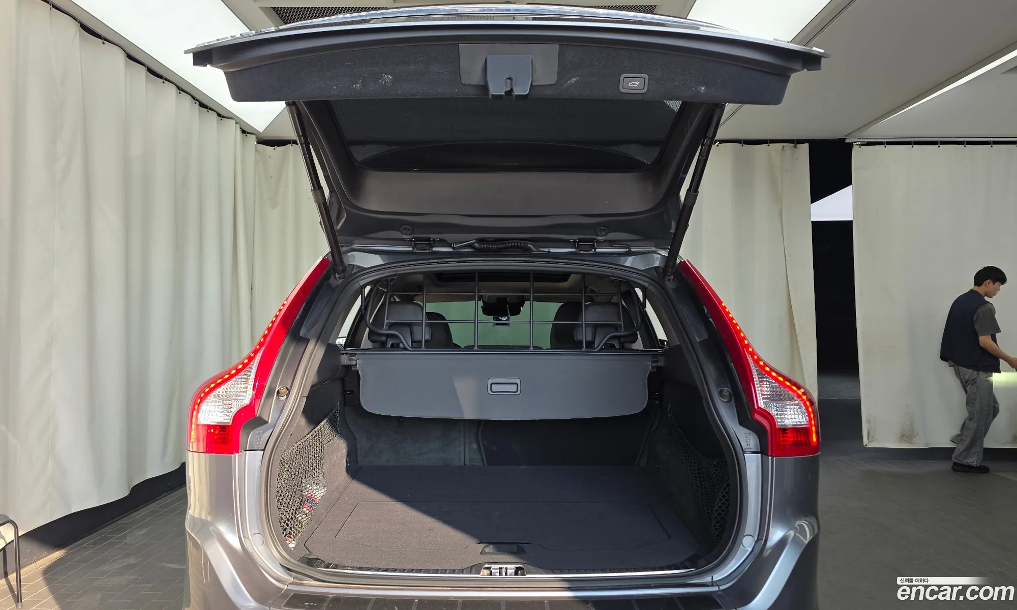 Volvo XC60 2016 YV1DZA8BDH2070667 — 5