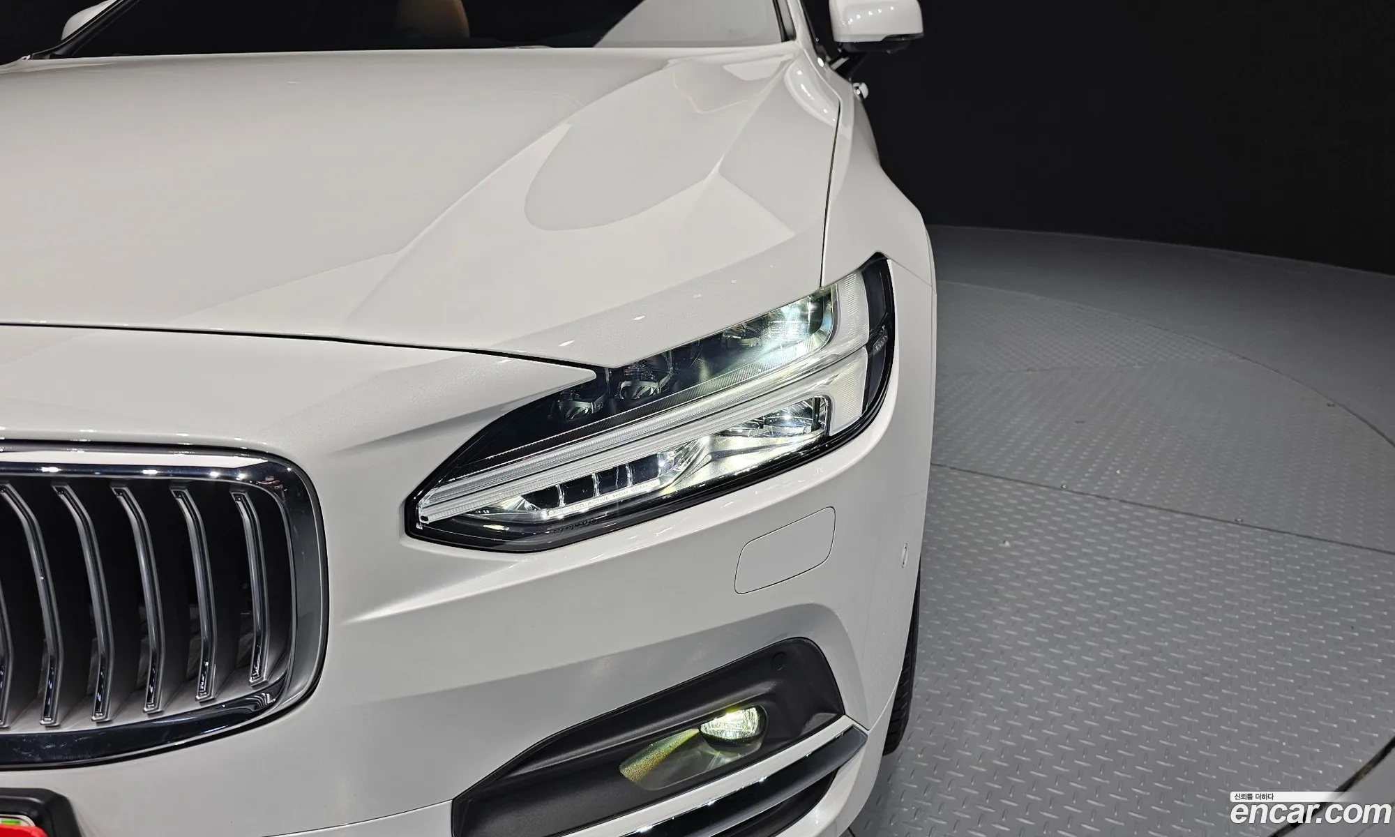 Volvo S90 2021 — 27