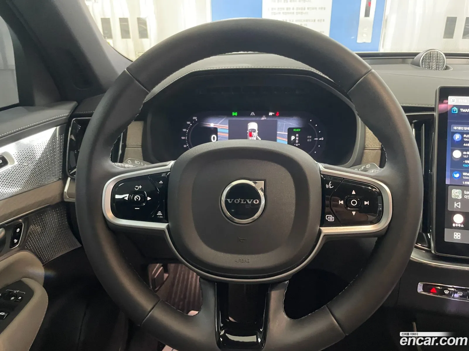 Volvo XC90 2025 — 4