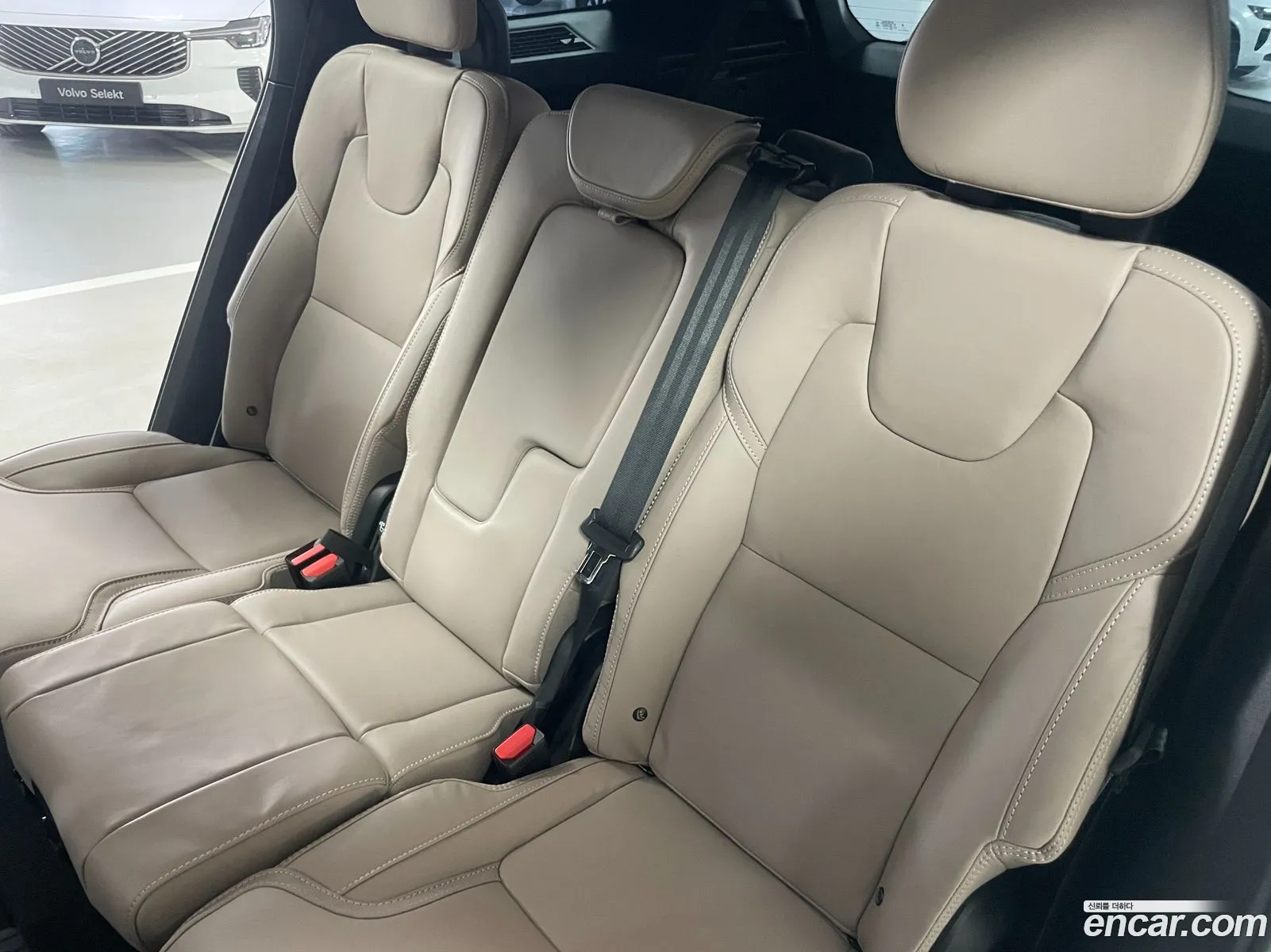 Volvo XC90 2025 — 19