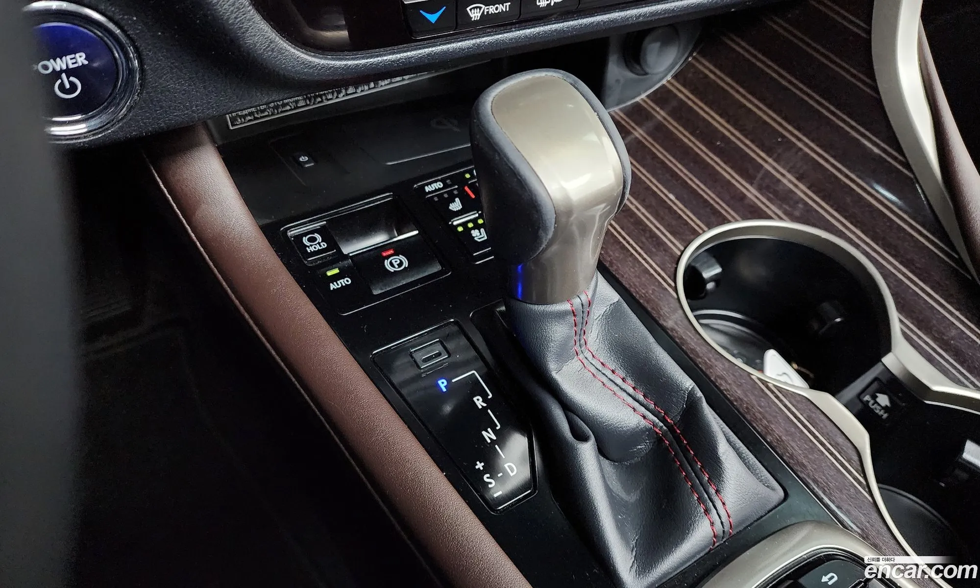 Lexus RX450h 2019 — 8