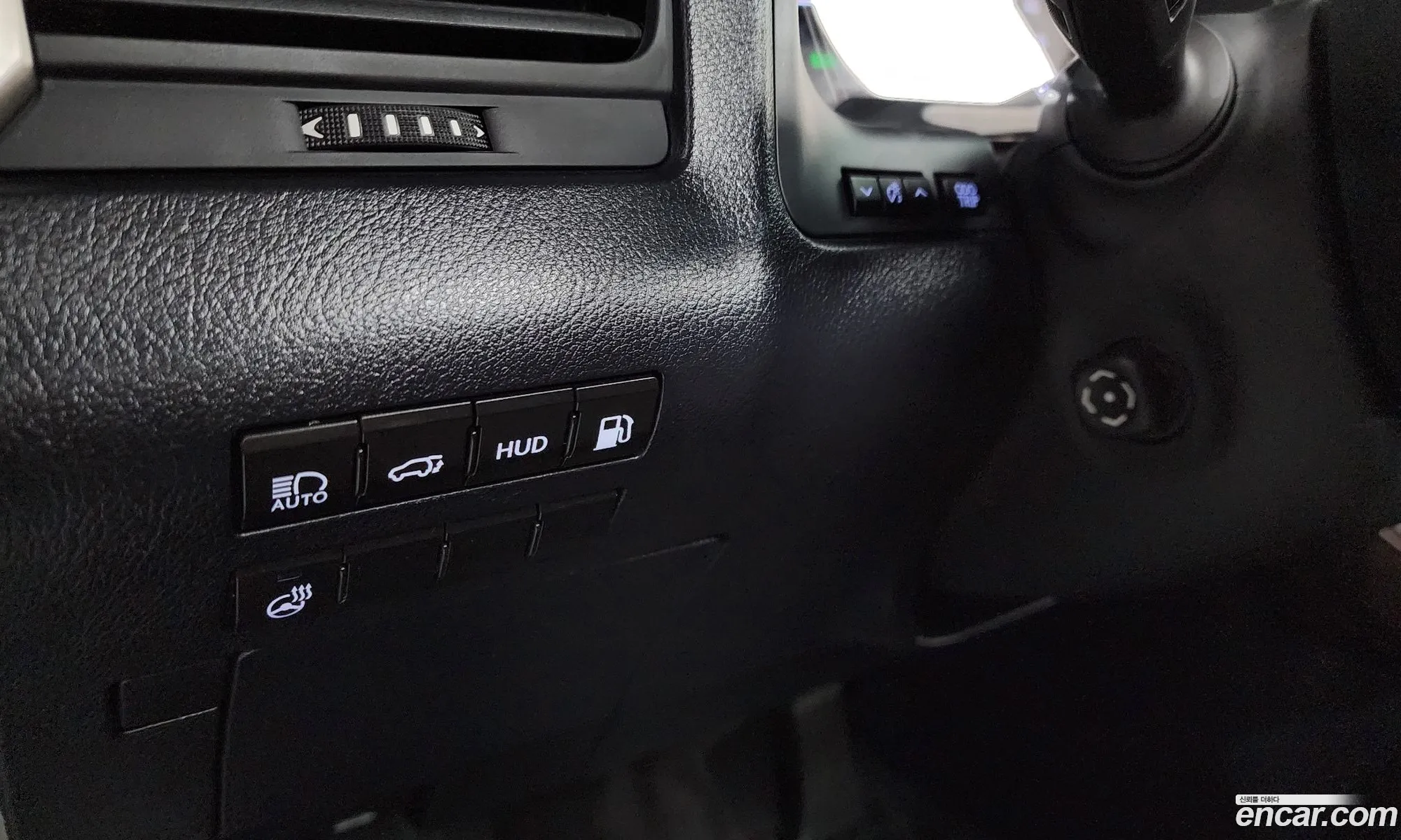 Lexus RX450h 2019 — 18