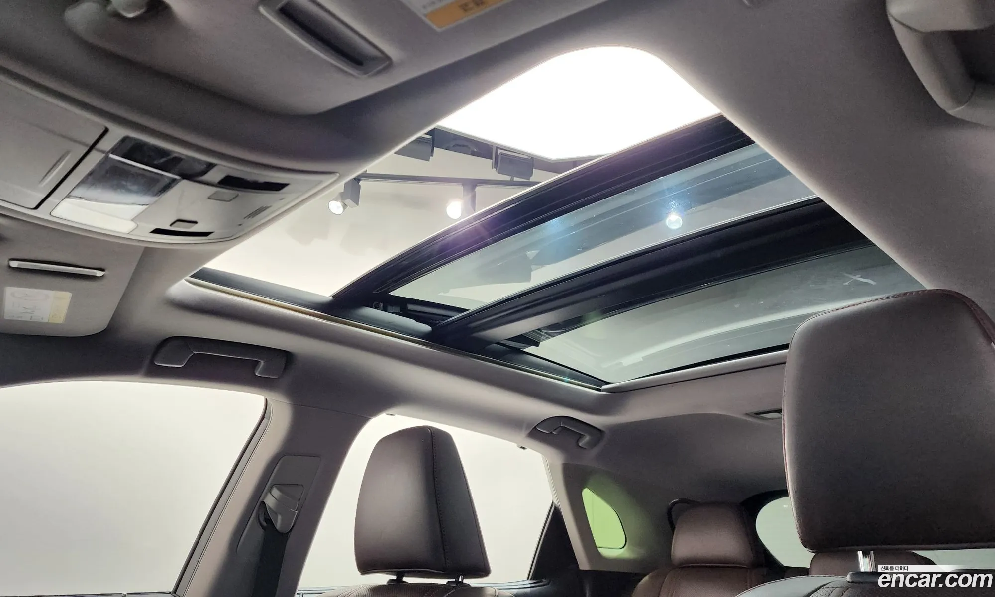 Lexus RX450h 2019 — 13