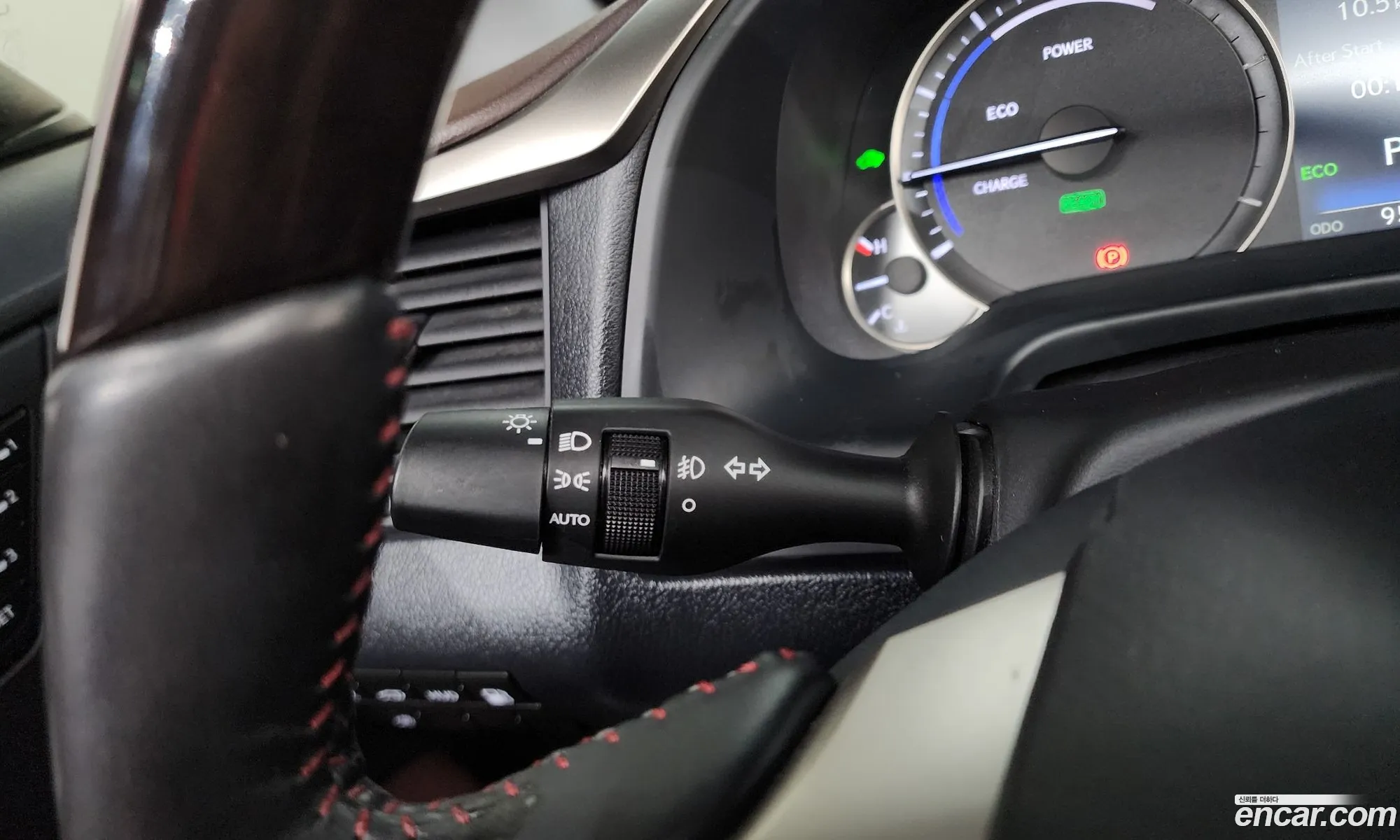 Lexus RX450h 2019 — 14