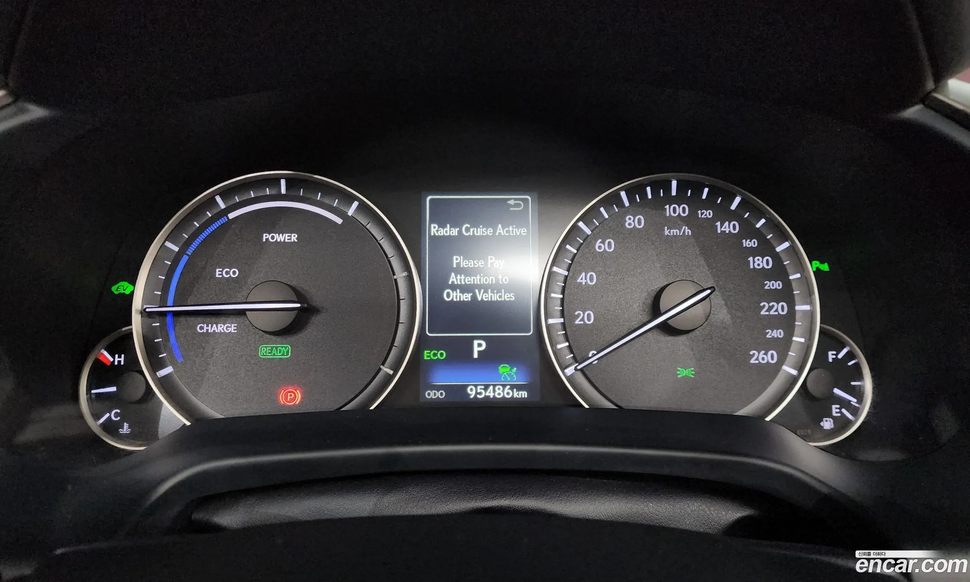 Lexus RX450h 2019 — 22