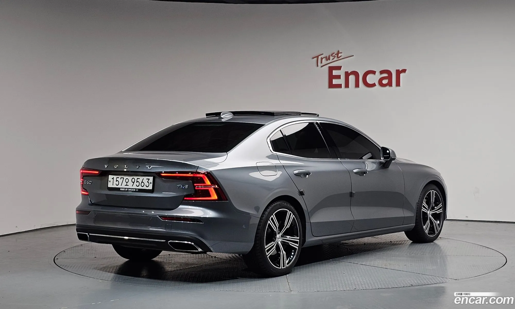 Volvo S60 2019 7JRZS102DLG033626 — 2