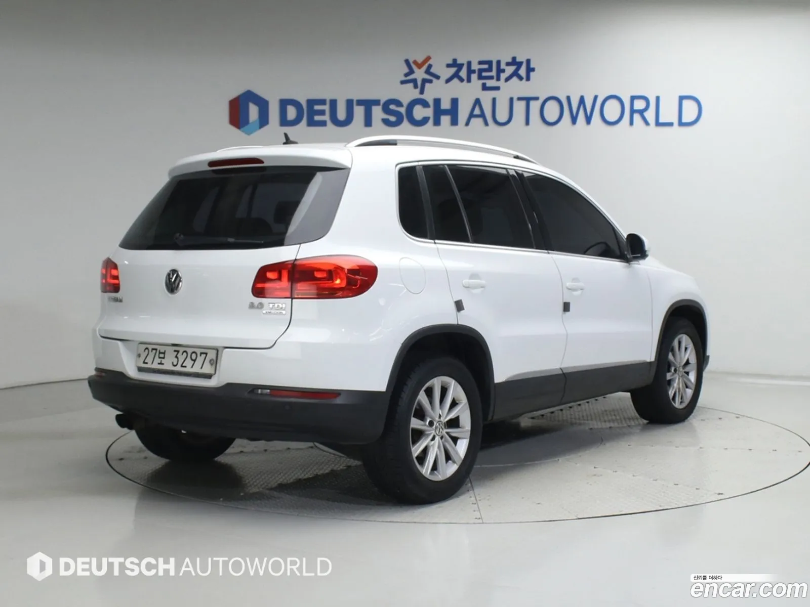 Volkswagen Tiguan 2014 — 12