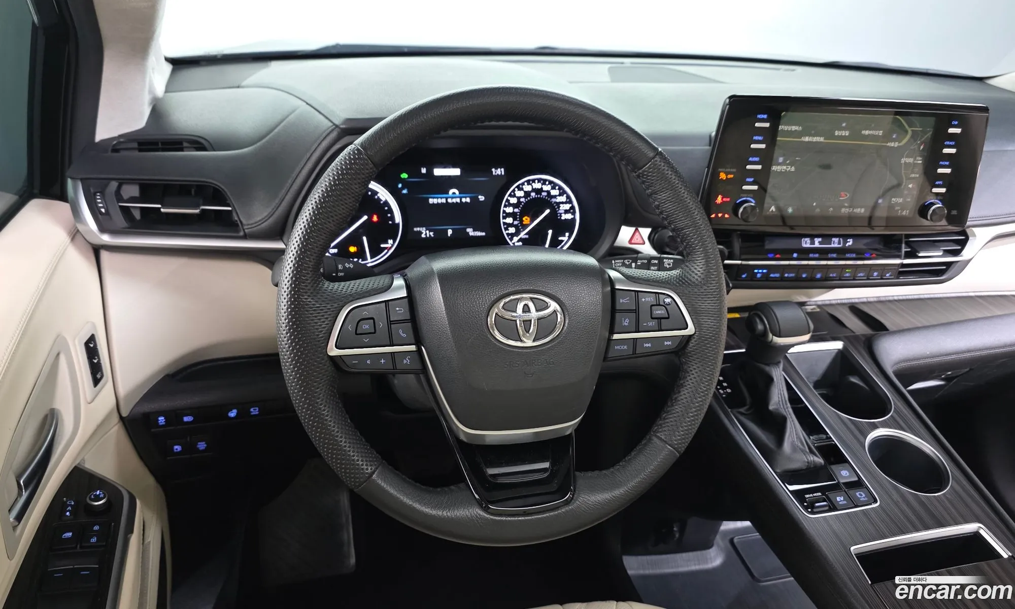 Toyota Sienna 2023 5TDGSKFC7PS106068 — 16