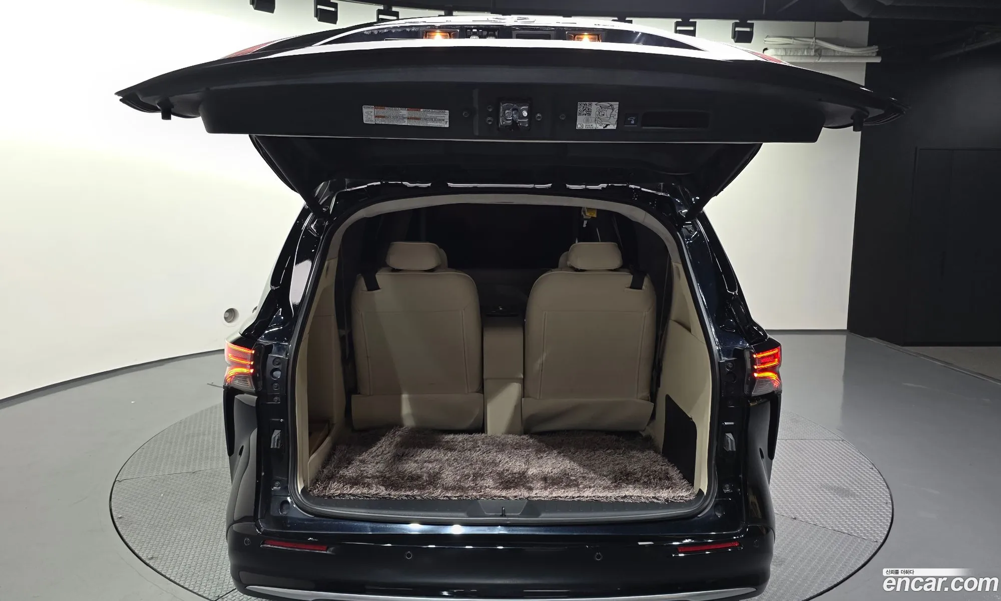 Toyota Sienna 2023 5TDGSKFC7PS106068 — 11