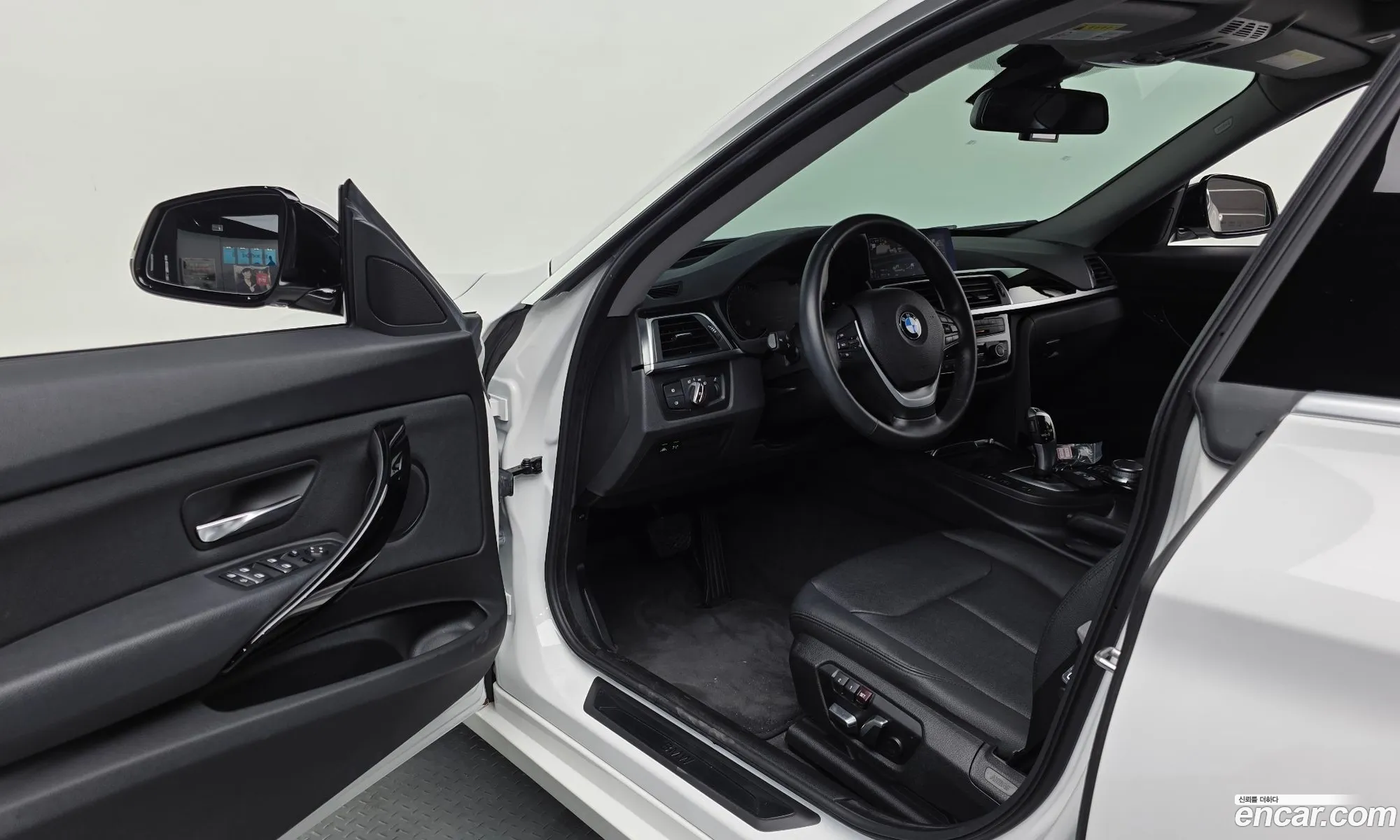 BMW 3 Series GT 2020 — 28