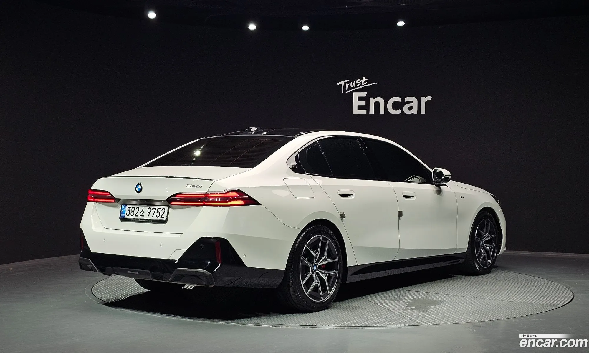 BMW 5 Series 2024 — 4