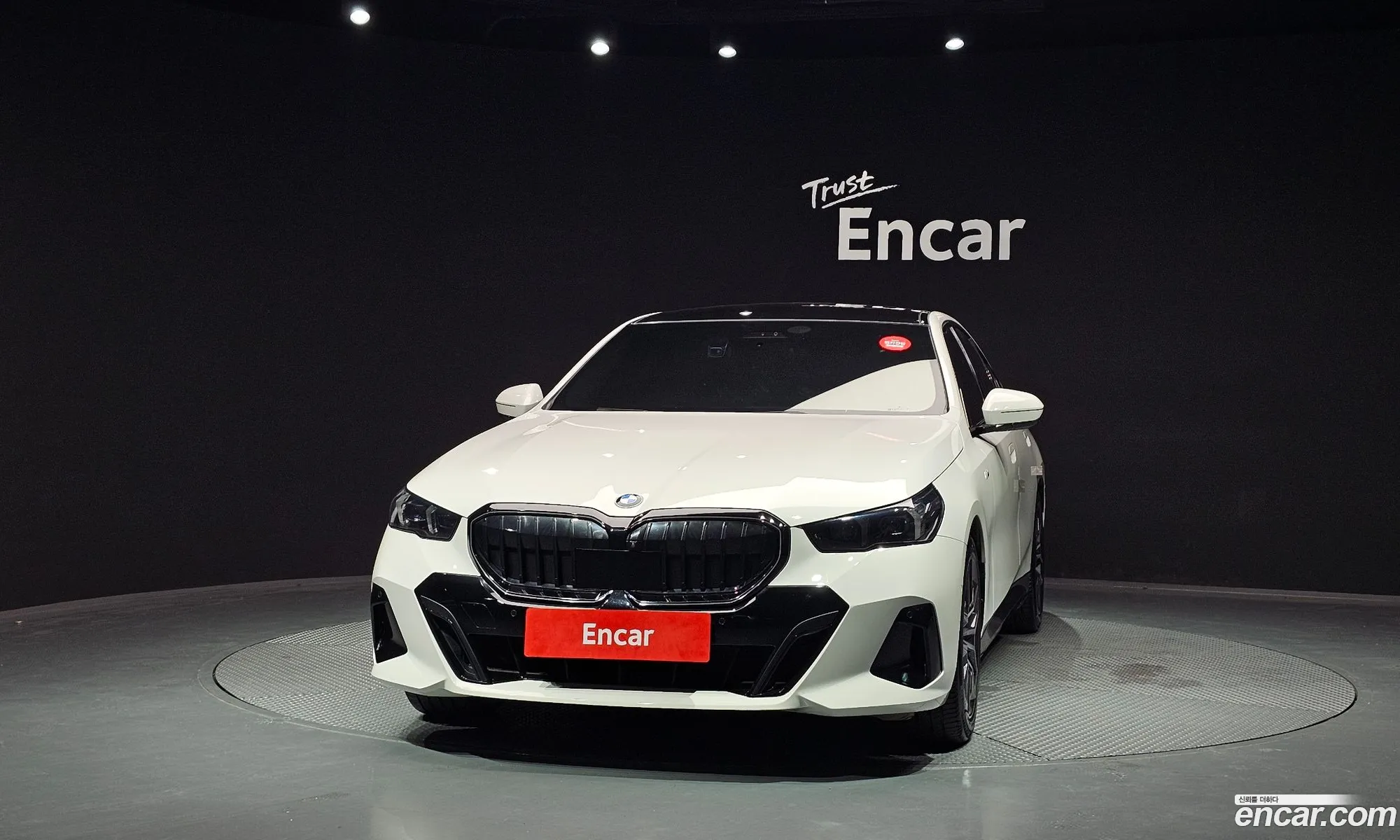 BMW 5 Series 2024 — 16
