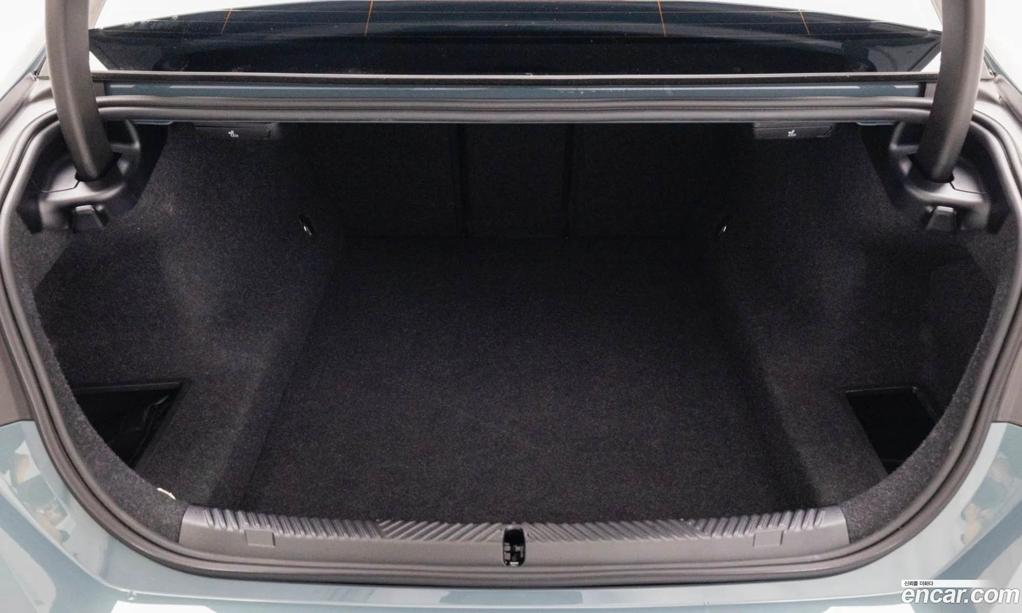 BMW 5 Series 2025 — 6