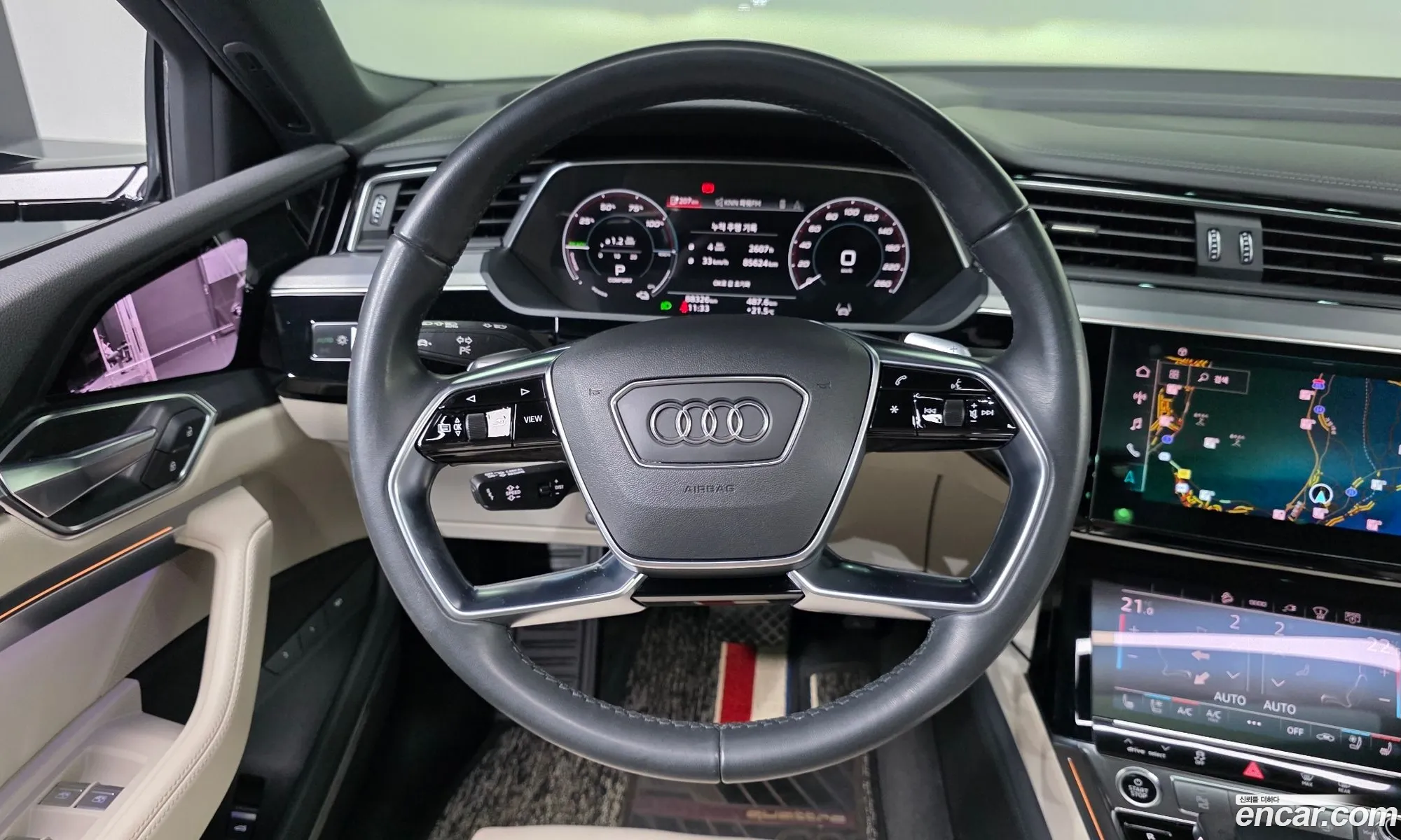 Audi e-tron 2021 WAUZZZGE3NB001879 — 24