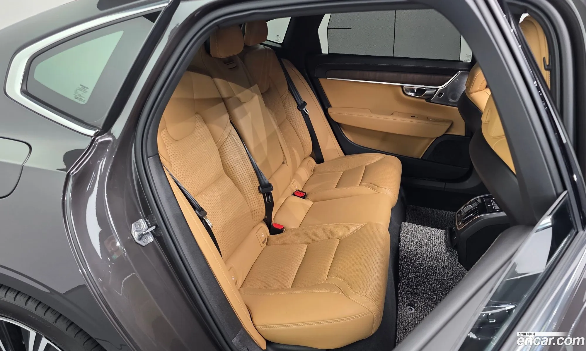 Volvo S90 2022 LVYPTL12DNP265554 — 32