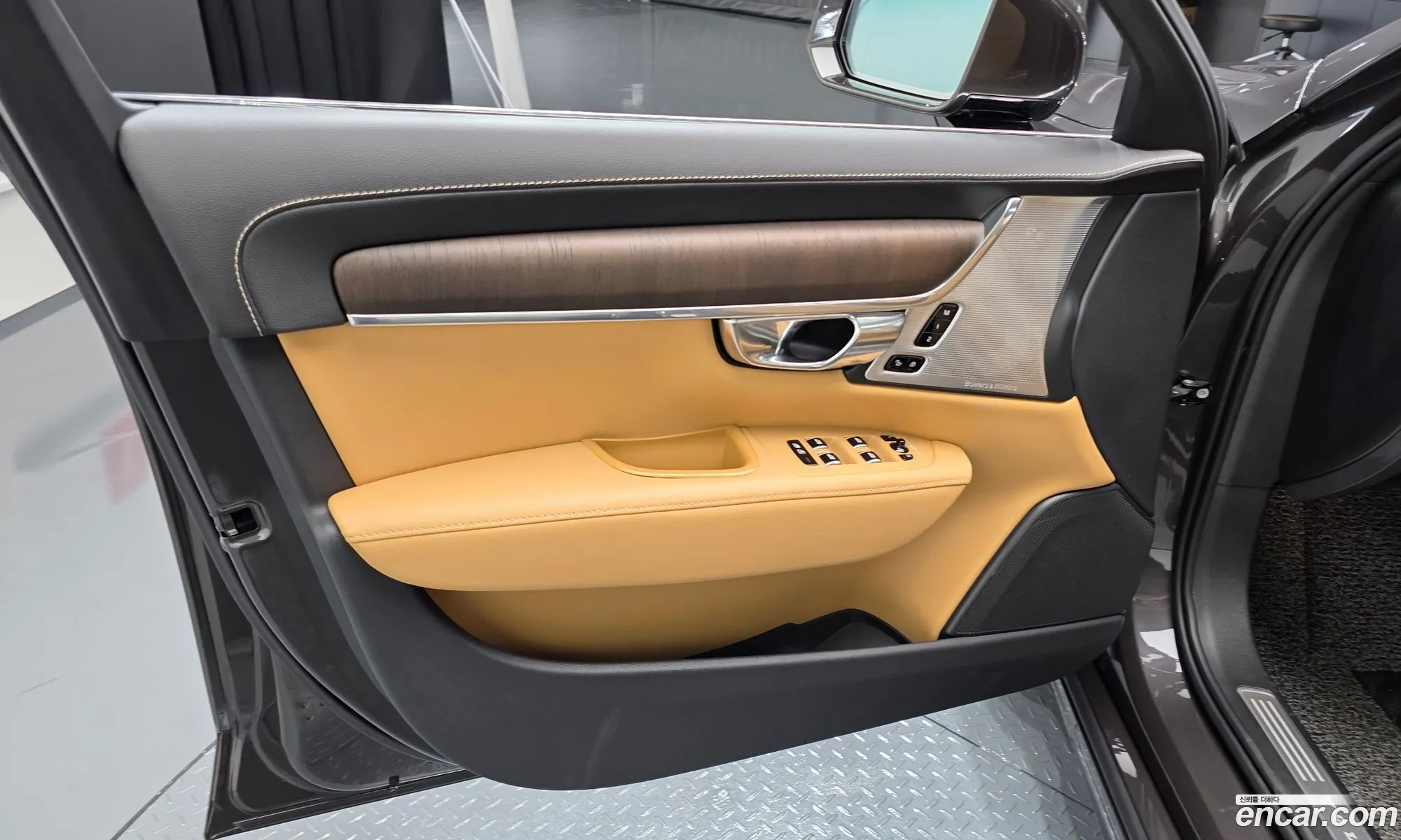 Volvo S90 2022 LVYPTL12DNP265554 — 24