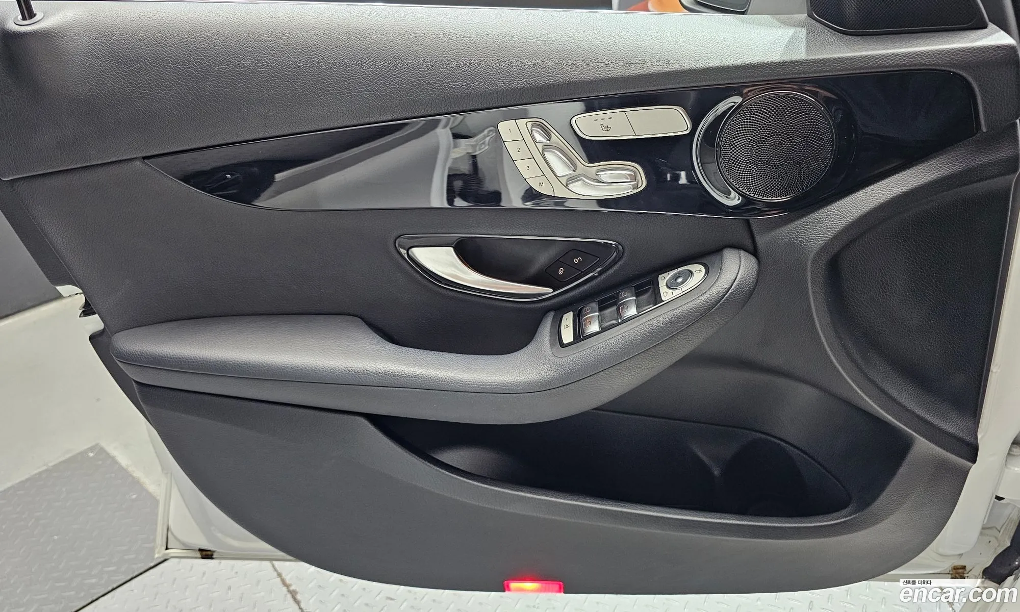 Mercedes-Benz C-Class W205 2019 — 6