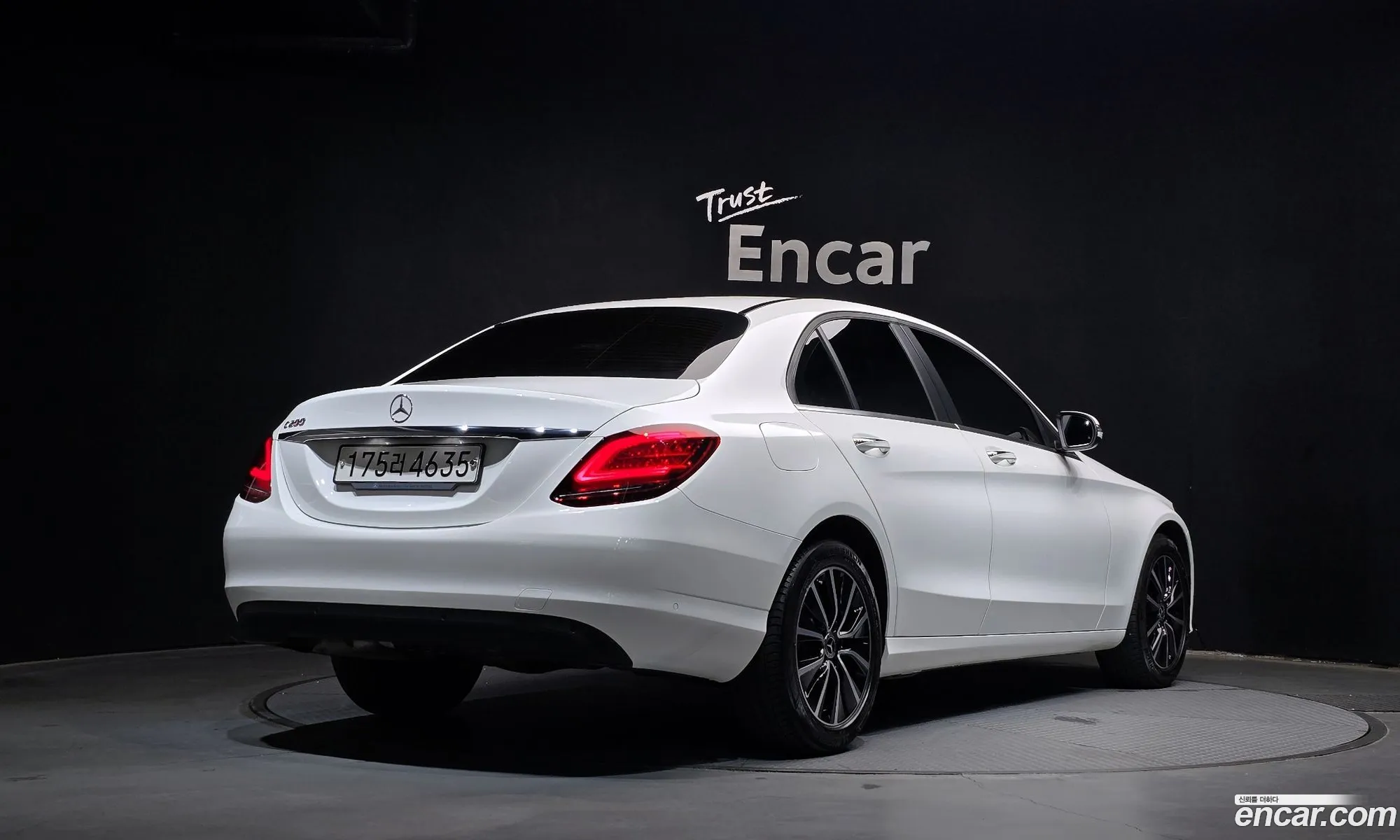Mercedes-Benz C-Class W205 2019 — 13