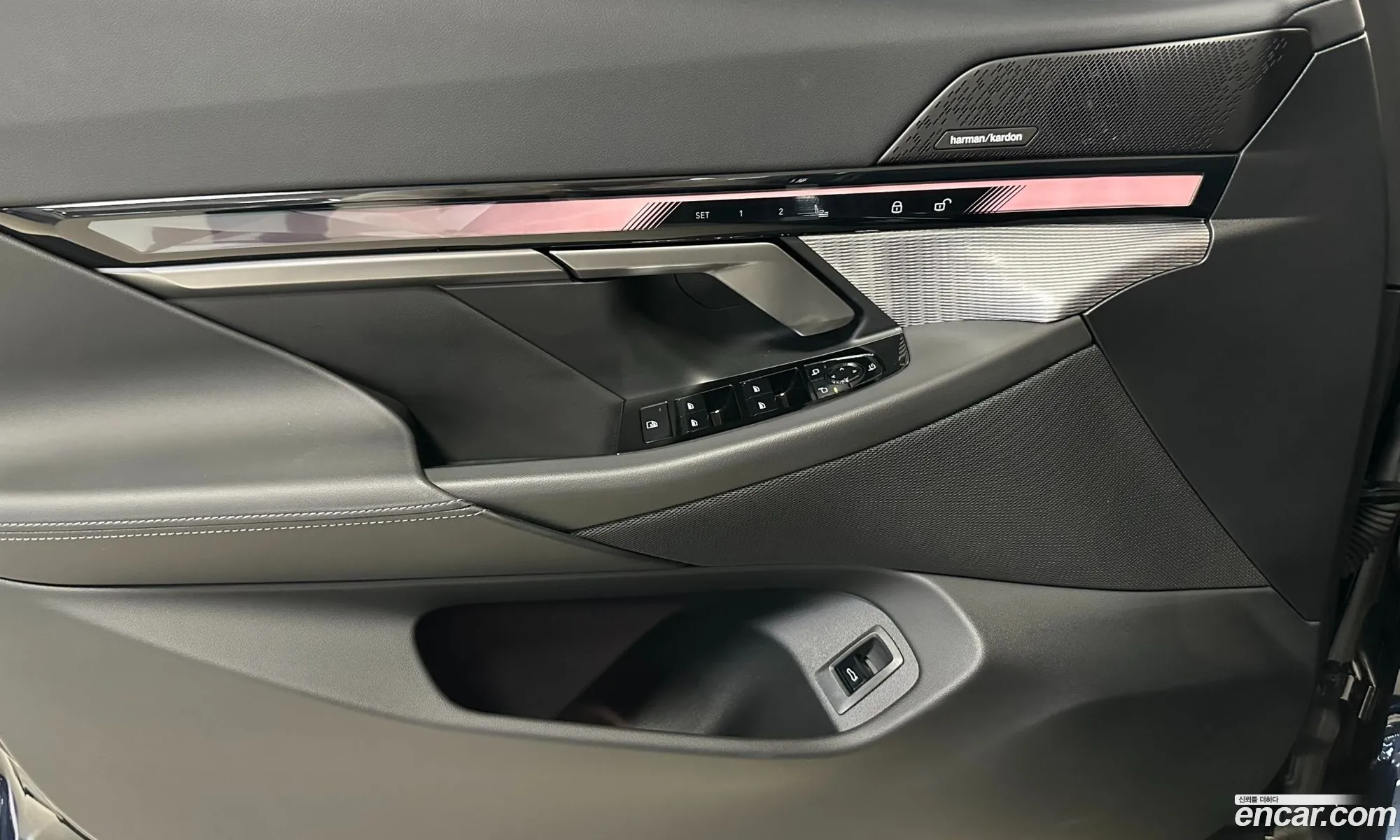 BMW 5 Series 2025 — 15