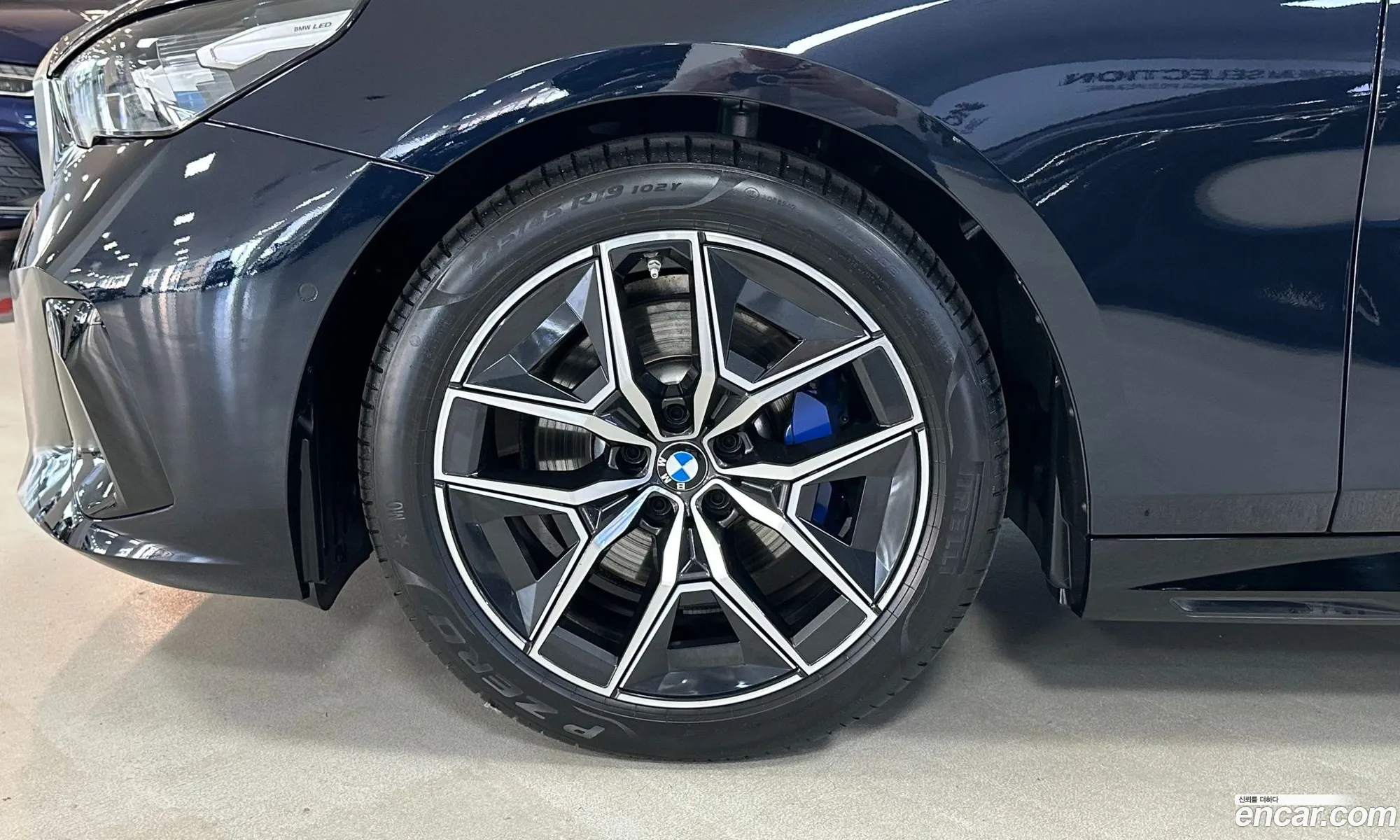 BMW 5 Series 2025 — 10
