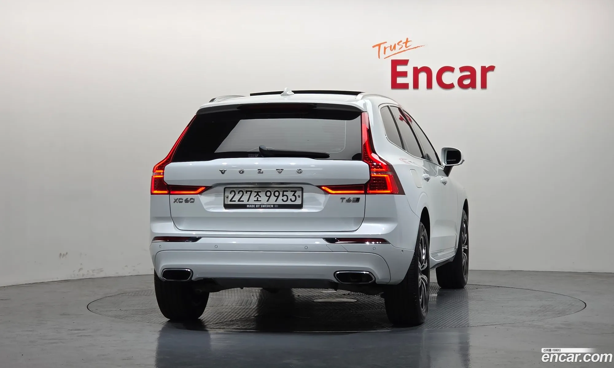 Volvo XC60 2019 YV1UZA22CK1390758 — 11