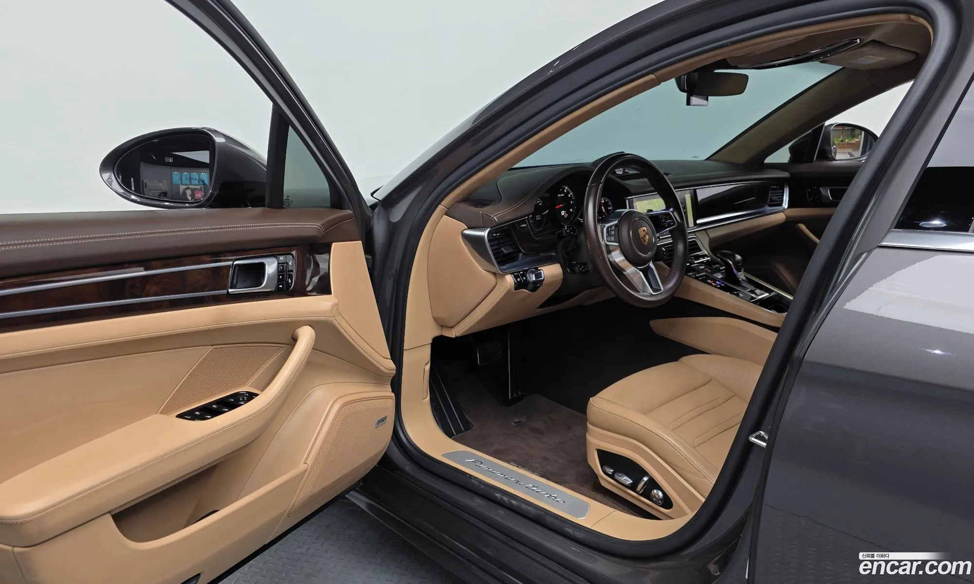 Porsche Panamera 2017 WP0AF2973HL151150 — 18