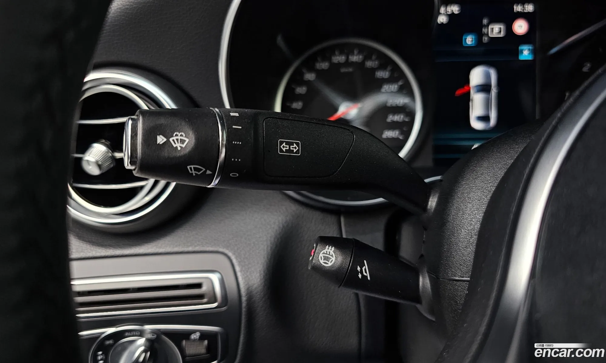Mercedes-Benz C-Class W205 2019 — 13