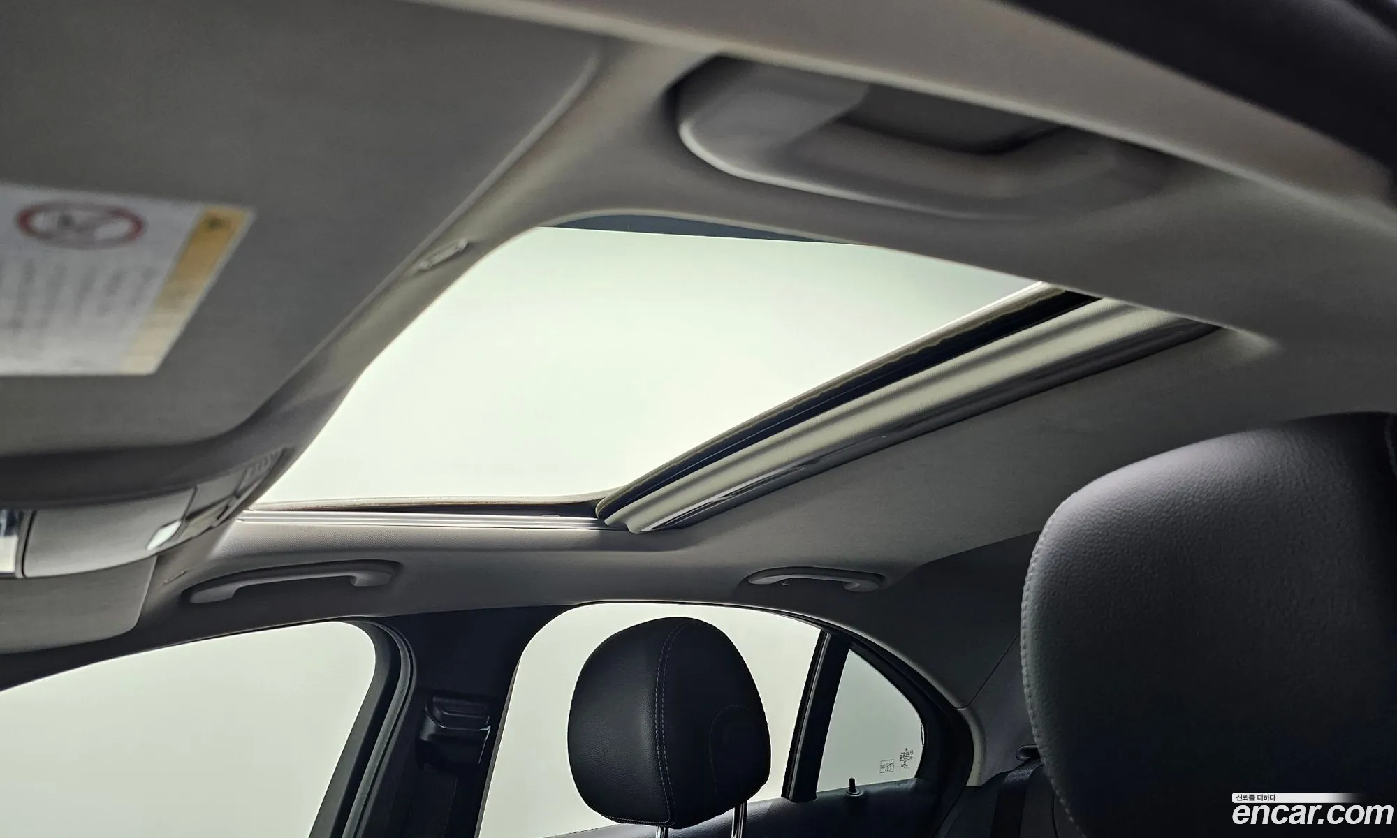 Mercedes-Benz C-Class W205 2019 — 14