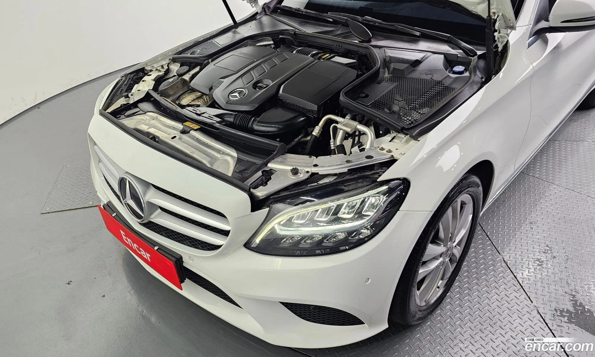 Mercedes-Benz C-Class W205 2019 — 17