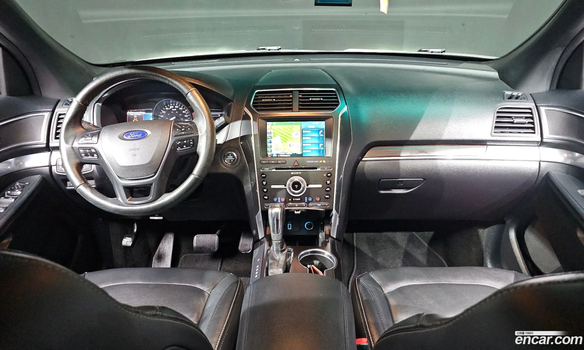 Ford Explorer 2016 1FM5K8FH7HGA48301 — 4