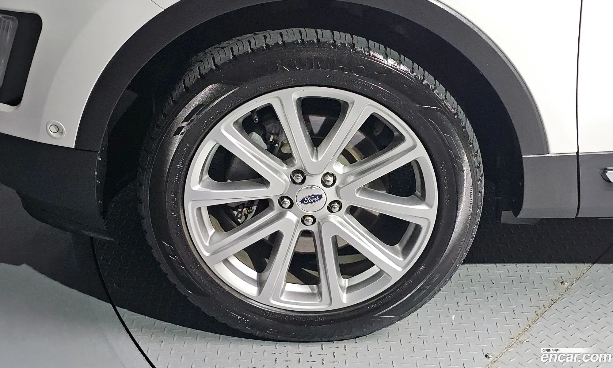 Ford Explorer 2016 1FM5K8FH7HGA48301 — 18
