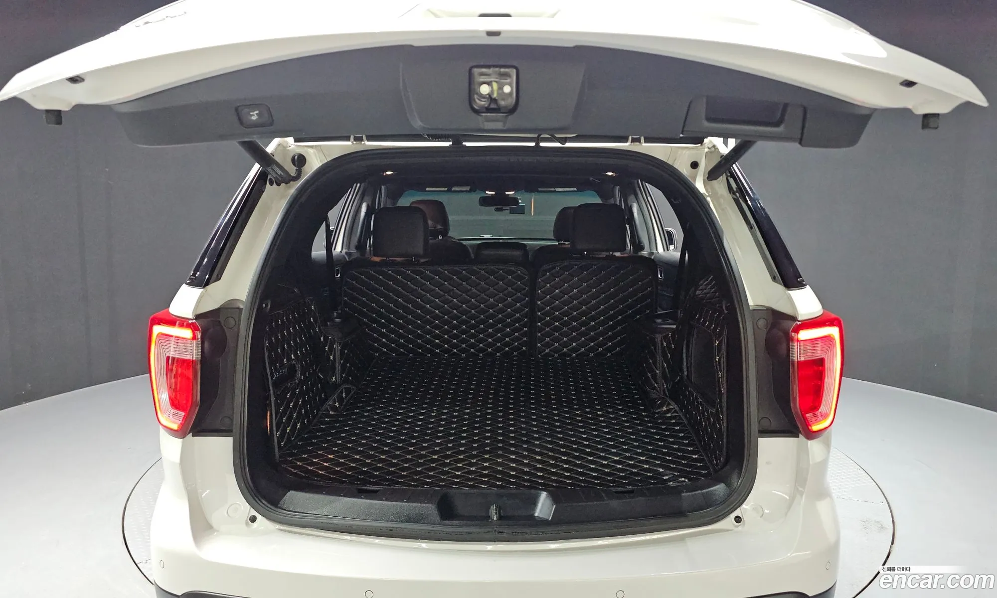 Ford Explorer 2016 1FM5K8FH7HGA48301 — 10