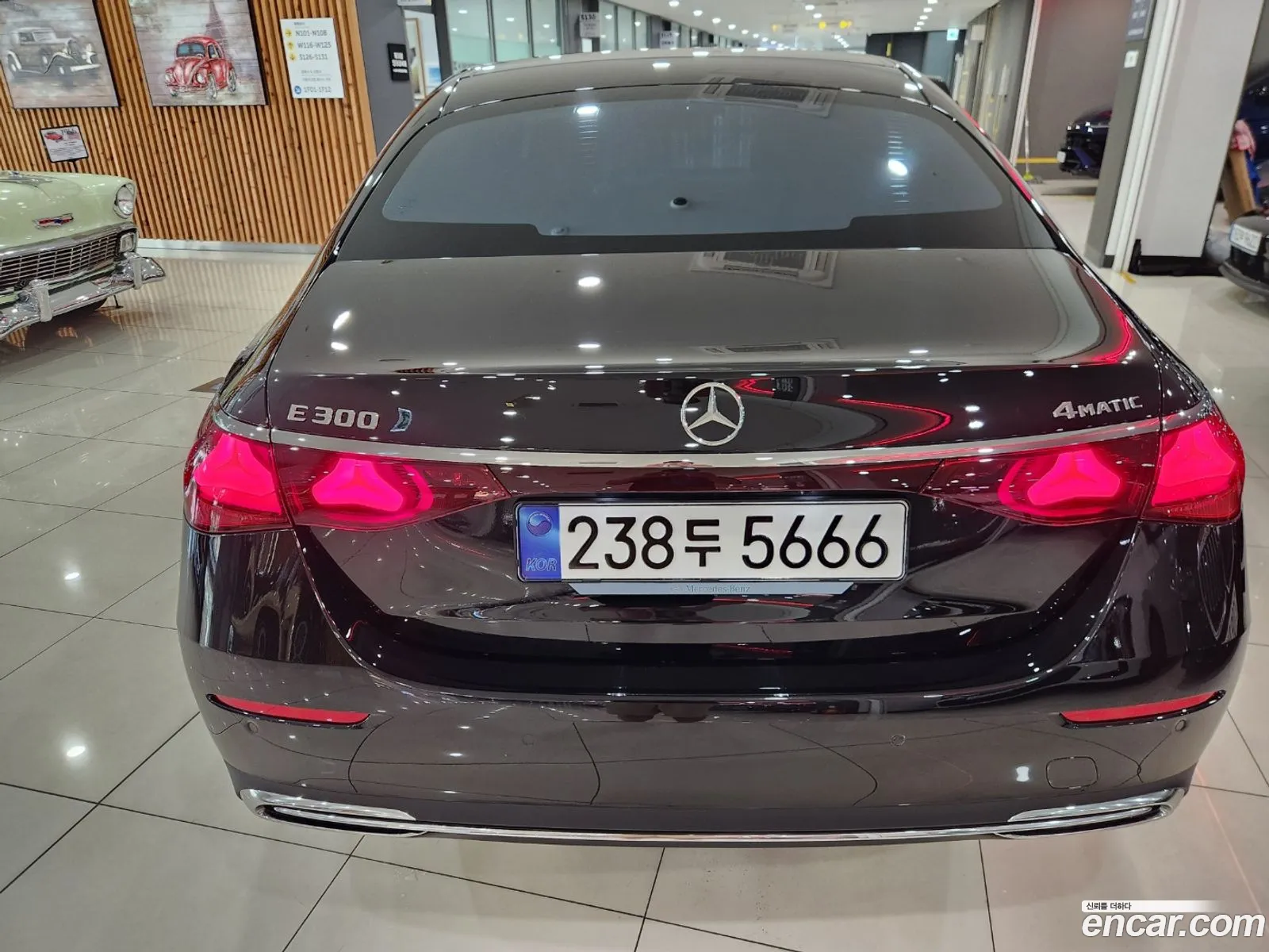 Mercedes-Benz E-Class W214 2025 — 13