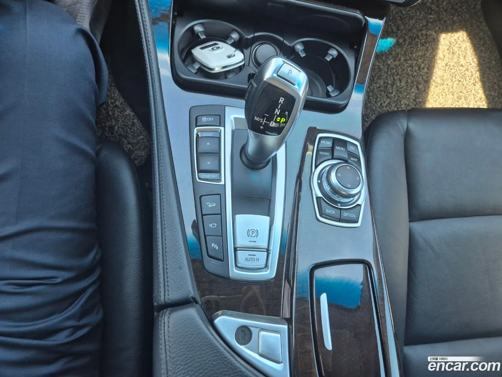 BMW 5 Series 2013 — 18