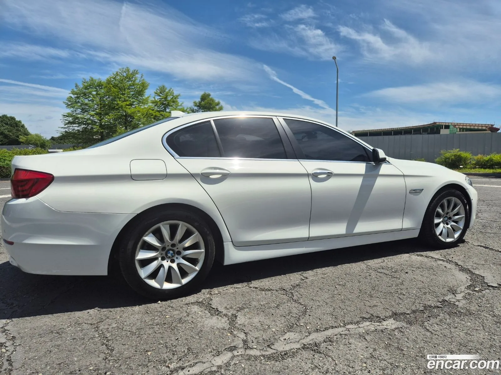 BMW 5 Series 2013 — 17