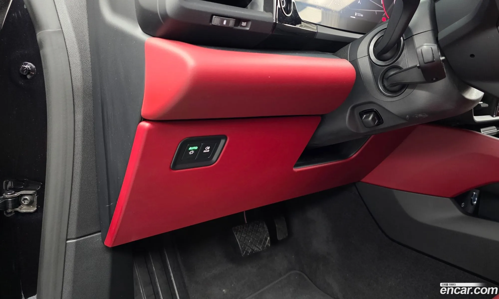 Porsche Macan EV 2025 66666666666666666 — 36