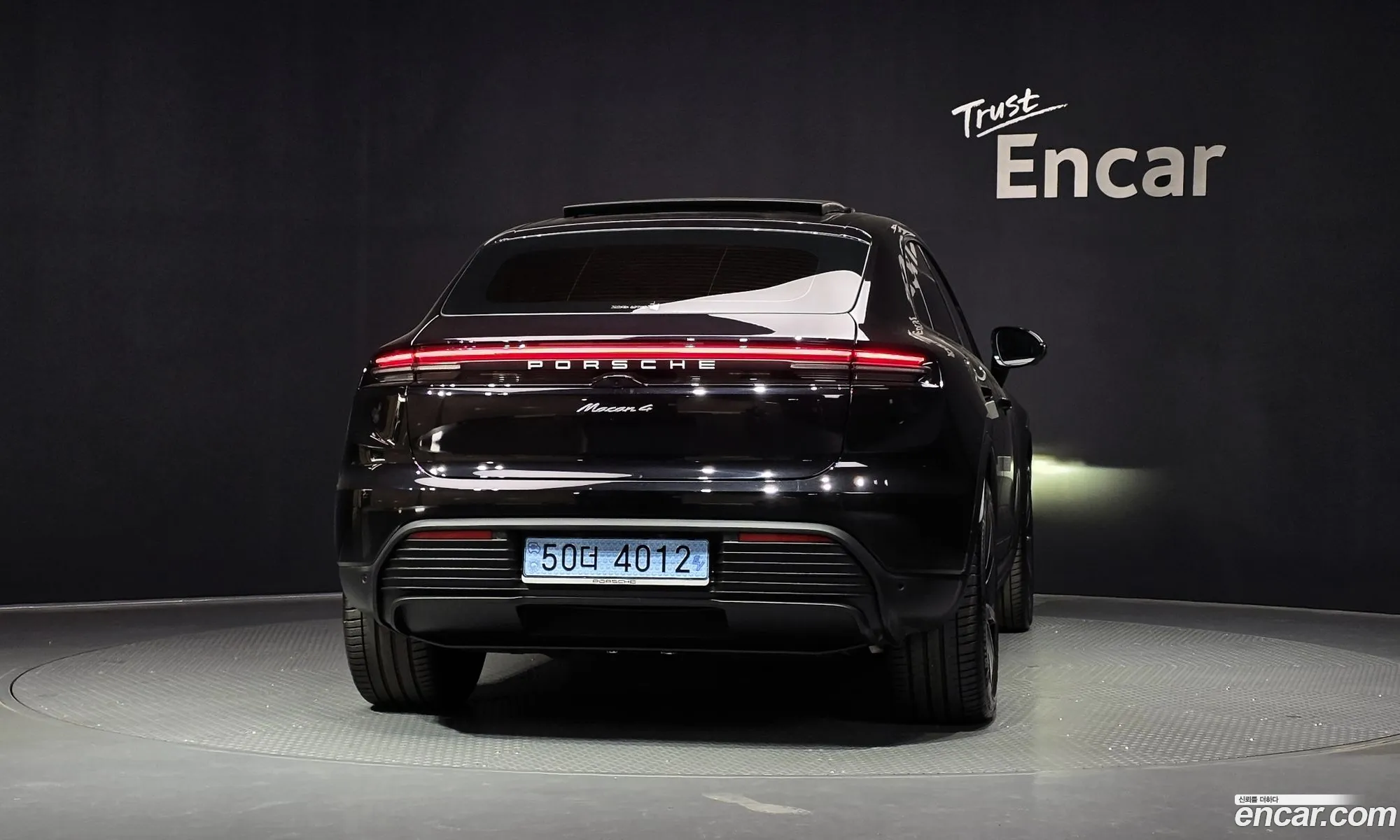 Porsche Macan EV 2025 66666666666666666 — 24