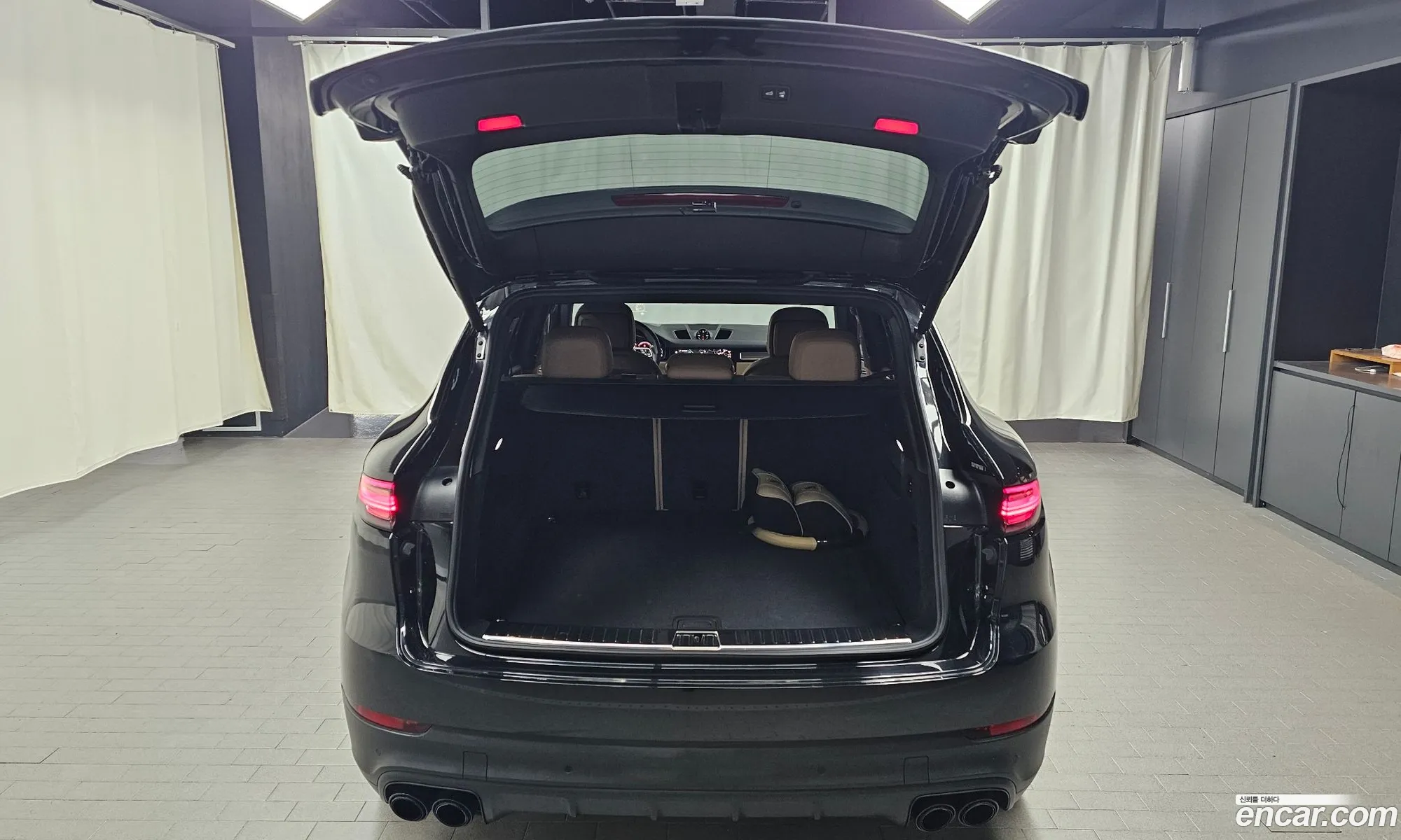 Porsche Cayenne 2022 WP1AA29Y9PDA03714 — 2