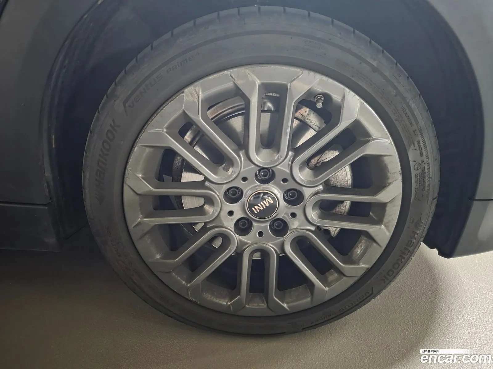Mini Cooper C 2024 — 4