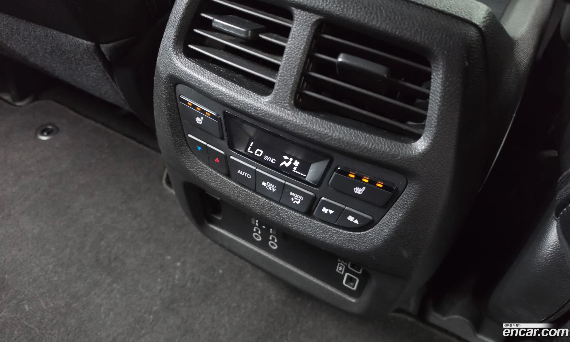 Honda Pilot 2019 5FNYF6800KB200501 — 33