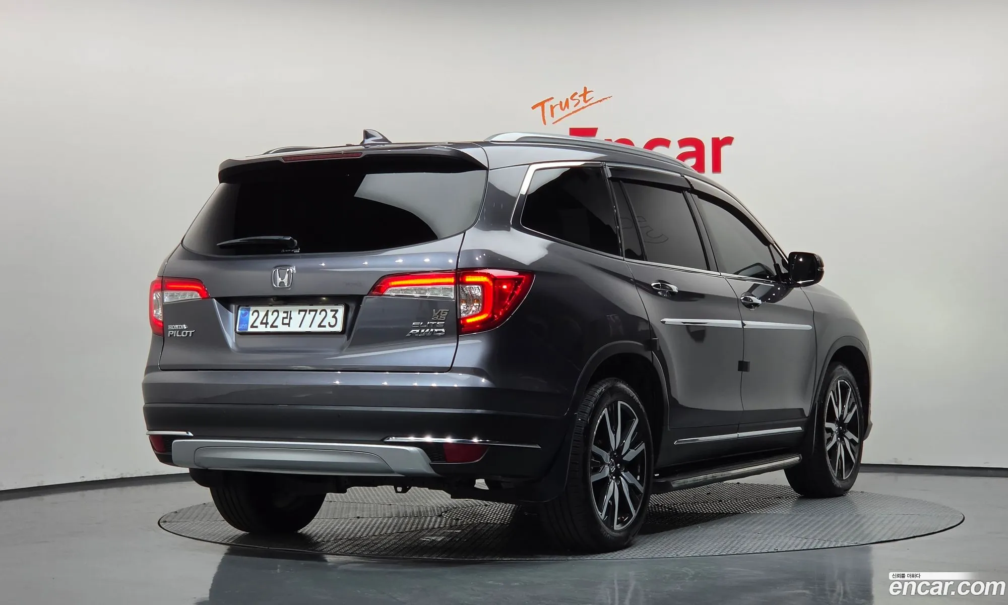 Honda Pilot 2019 5FNYF6800KB200501 — 13