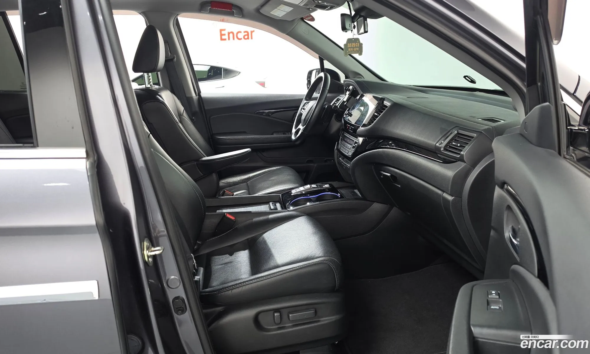 Honda Pilot 2019 5FNYF6800KB200501 — 2