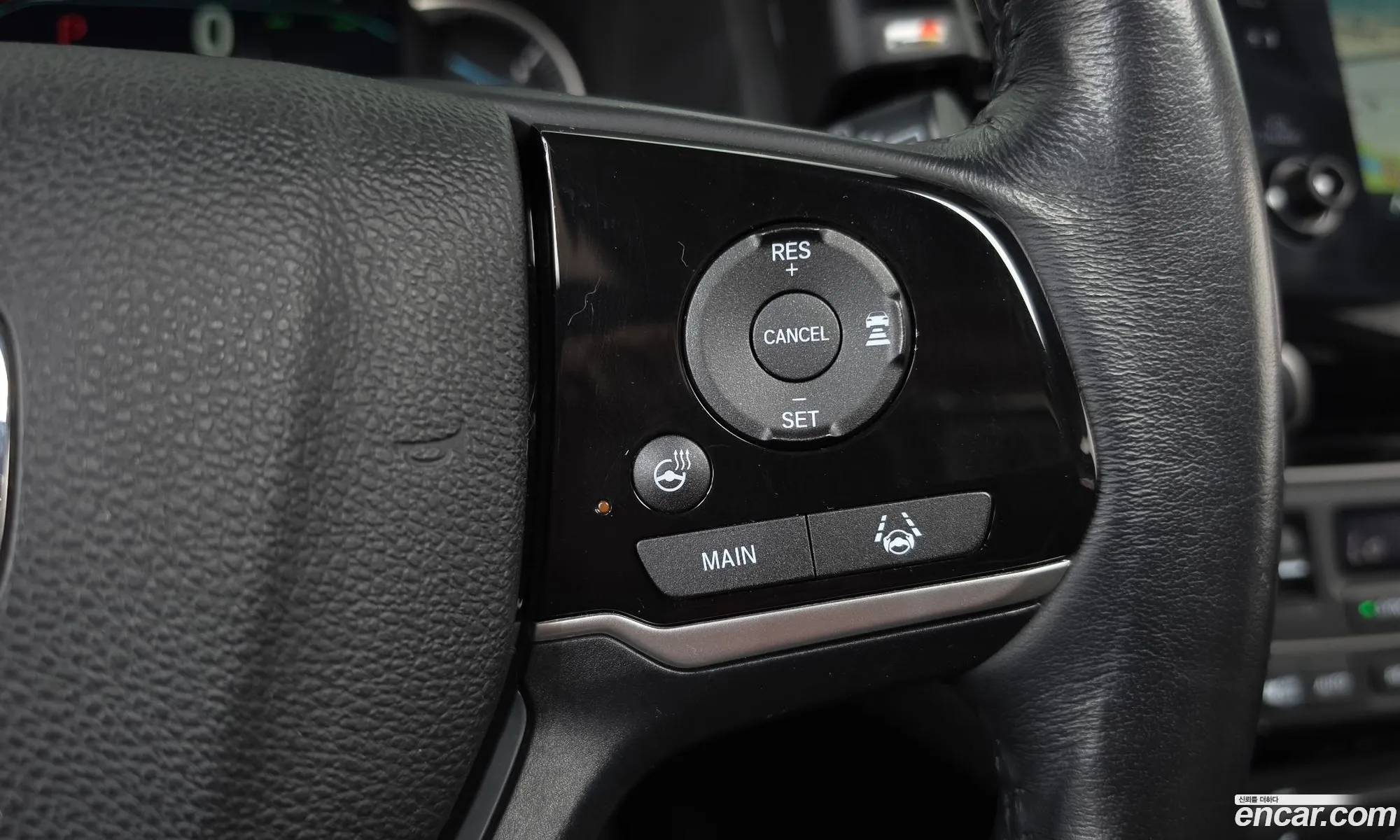 Honda Pilot 2019 5FNYF6800KB200501 — 32