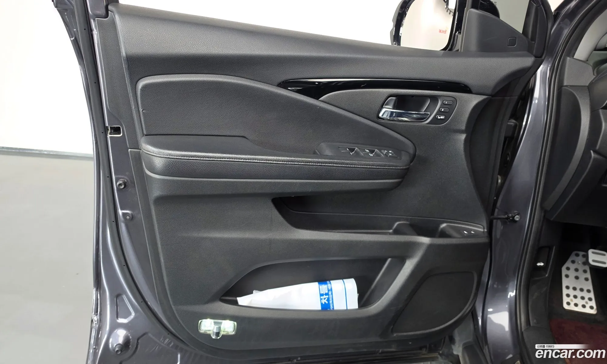 Honda Pilot 2019 5FNYF6800KB200501 — 8