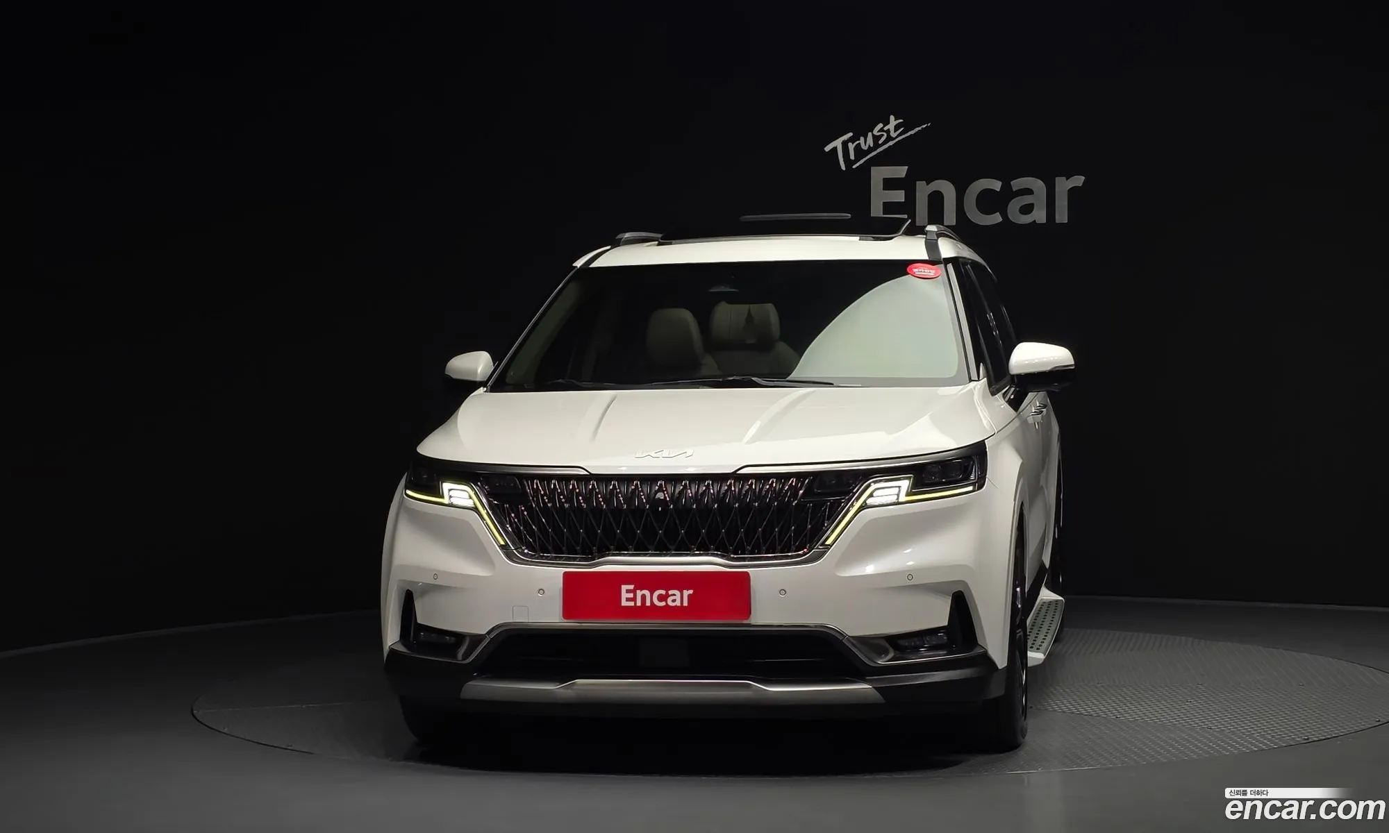 Kia Carnival 2022 — 3
